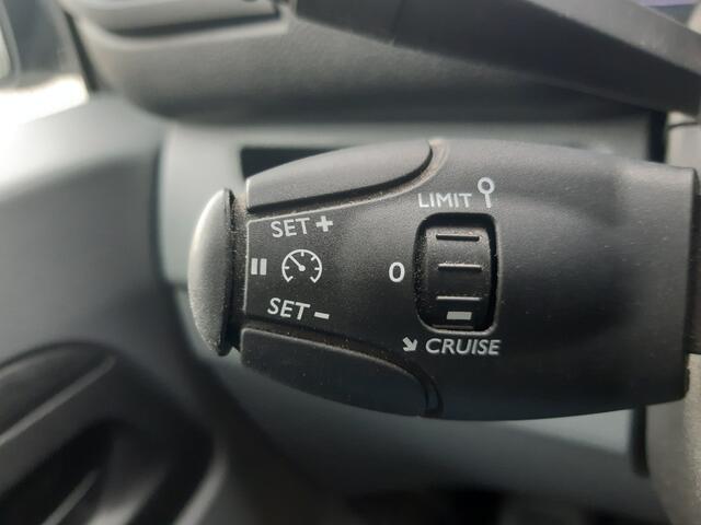 Opel VIVARO Vivaro-e L3H2 Innovation 75 kWh XL Voltia