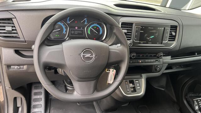 Opel VIVARO Vivaro-e L3 75 kWh 136 PK | NAVI | Multimedia | Apple Carplay | Android Auto | Parkeersensoren achter | Bestuurdersstoel comfort | Bank voorpassagiers met opbergruimte| ECall pakket met geprogrammeerd voorverwarmen | Laadkabel | Reservewiel | van ¤48.669 