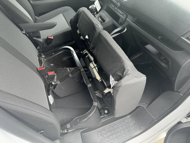 Opel VIVARO Vivaro-e L3 75 kWh 136 PK | NAVI | Multimedia | Apple Carplay | Android Auto | Parkeersensoren achter | Bestuurdersstoel comfort | Bank voorpassagiers met opbergruimte| ECall pakket met geprogrammeerd voorverwarmen | Laadkabel | Reservewiel | van ¤48.669 