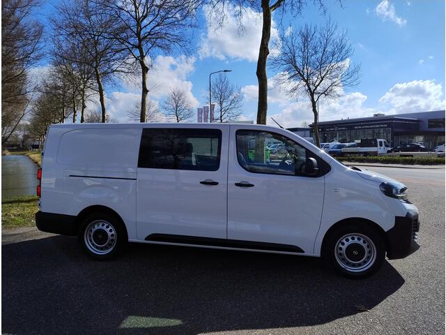 Opel VIVARO L3 DC 1.5 BlueHDI 120pk | GEEN BPM | Dubbele Cabine | 6-zits | Houten afwerking laadruimte | Multimedia | NAVI | Apple Carplay | Android Auto | Parkeersensoren achter | Multifunctioneel stuurwiel | Elektrisch inklapbare spiegels | Bestuurdersstoel comfort