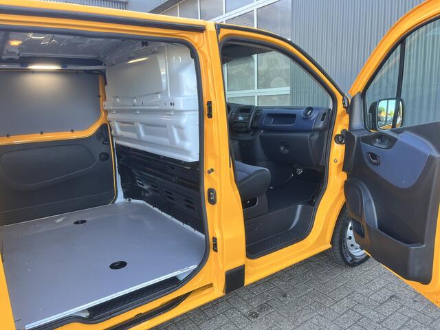 Opel VIVARO 1.6 CDTI L1H1 Dubbele schuifdeur Airco Cruise control Trekhaak 2000kg trekgewicht Bluetooth telefoon voorbereiding 3-Persoons 1e eigenaar Euro 6