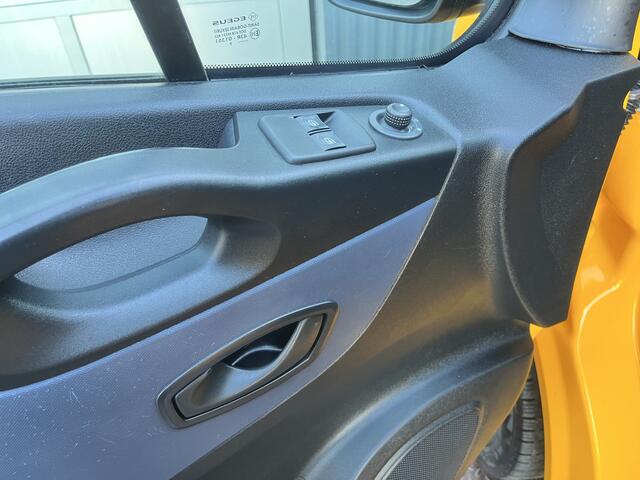 Opel VIVARO 1.6 CDTI L1H1 Dubbele schuifdeur Airco Cruise control Trekhaak 2000kg trekgewicht Bluetooth telefoon voorbereiding 3-Persoons 1e eigenaar Euro 6