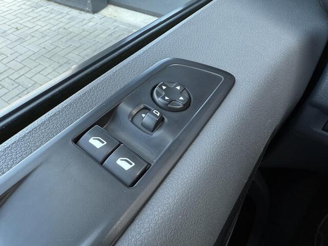 Opel VIVARO 1.5 CDTI L2H1 Edition ?3-Persoons ?Airco ?Cruise ?Bluetooth telefoon ?Parkeersensoren ?Schuifdeur Rechts