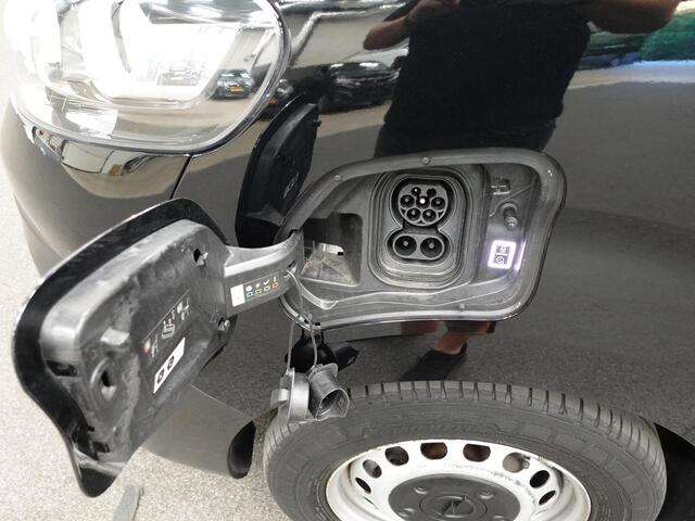 Opel VIVARO Vivaro-e Combi L3H1 75 kWh Vivaro-e Combi 75-kWh L3H1 9-persoons PERSONENBUS Airco Navi PDCA Sidebars