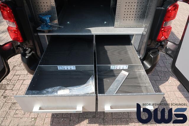 Opel VIVARO 2.0 CDTI L2H1 Edition Navi / Cruise / PDC / 3 zits / Aluca inrichting / nieuwe apk