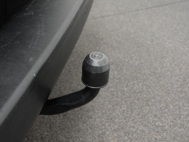 Opel VIVARO 145pk Automaat L3H1 Dubbele cabine 6-zits Navigatie Camera Trekhaak Apple carplay Parkeersensoren Cruise control