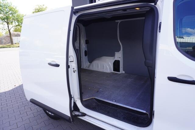 Opel VIVARO 2.0 CDTI 123PK Automaat L2 EURO 6 - Airco - Navi - Cruise - ¤ 14.900,- Excl.