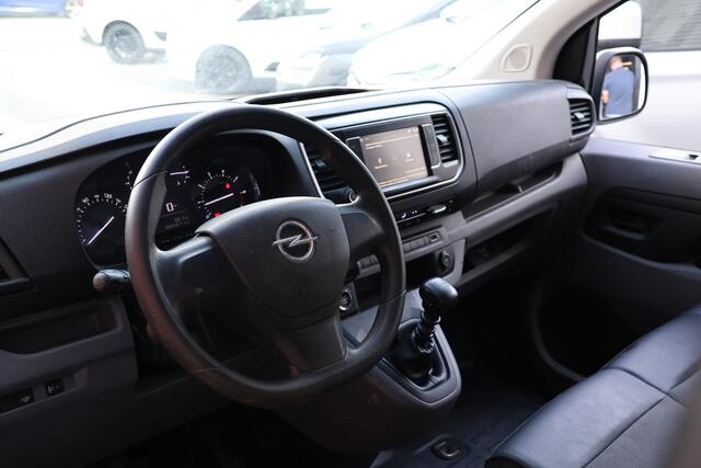 Opel VIVARO 2.0 CDTI L3H1 XL | CarPlay | Camera | Lederen bekleding | 3-Zitter | Blind Spot | Keyless entry | Climate control | Dealer onderhouden | Nieuwe APK | Nieuwe vliegwiel / koppeling