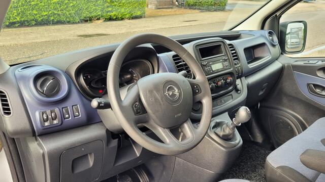 Opel VIVARO 1.6 CDTI L2H1 Edition EcoFlex 3 Zits