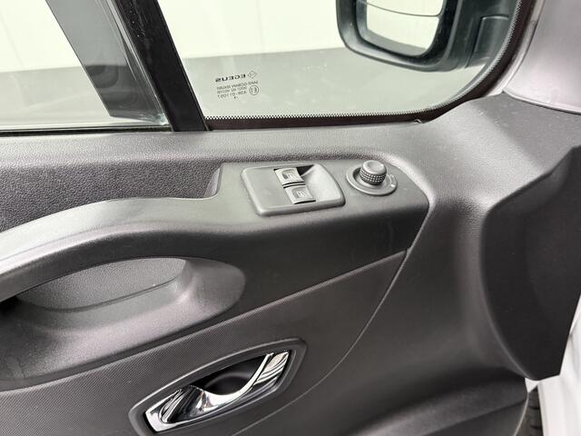 Opel VIVARO 1.6CDTI 120PK Lang Sport | Navigatie | Camera | Airco | 3-Persoons