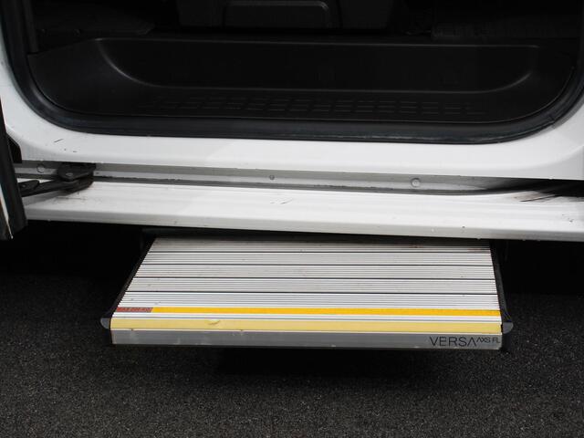 Opel VIVARO Combi 1.5 CDTI L3H1 9 persoons | Navigatie | Apple Carplay/ Android Auto | Airco | Cruise control | Radio | parkeersensor achter | inc. btw/bpm