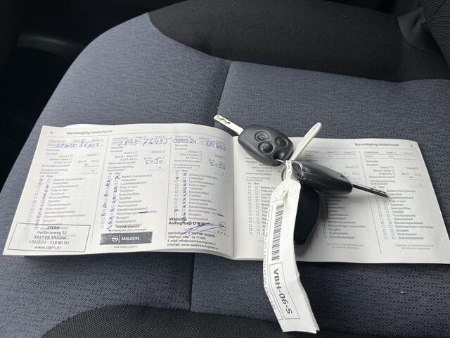 Opel VIVARO 1.6 CDTI E6 126pk Edition BPM Vrij! Lease ¤220 /m, Airco, Navi, PDC, Cruise controle, Onderhoudshistorie aanwezig