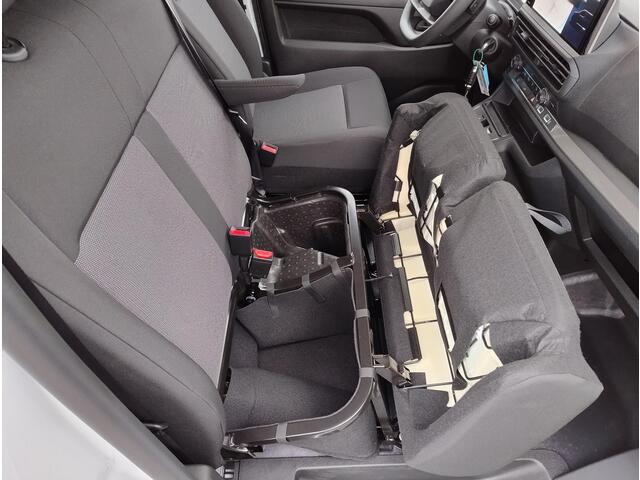 Opel VIVARO Electric L2 75 kWh 136pk | 8 jaar garantie | Multimedia | Apple Carplay | Android Auto | Achteruitrijcamera | Parkeersensoren voor en achter | Digital cockpit | Stuurwielbediening | Scheidingswand comfort | Bestuurdersstoel comfort | Bank voorpassagiers |