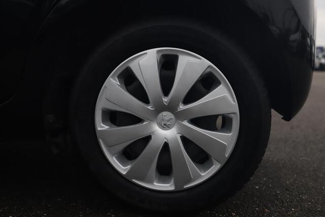 Peugeot 108 1.0 e-VTi Active Radio Bluetooth Airco Elektrische Ramen LED Dagrijverlichting