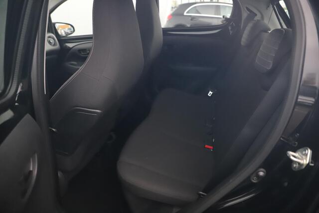 Peugeot 108 1.0 e-VTi Active Radio Bluetooth Airco Elektrische Ramen LED Dagrijverlichting