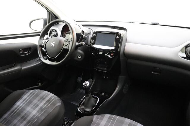 Peugeot 108 1.0 e-VTi Blue Lease Executive