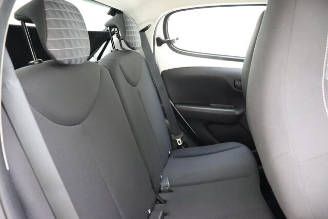 Peugeot 108 1.0 e-VTi Active | AIRCO | Bluetooth | Elektrische Ramen Voor | Multifunctioneel Stuurwiel |