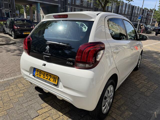 Peugeot 108 1.0 e-VTi Active 29715KM! NAP | Nieuwstaat! | Airco | Elektrische Ramen | Bluetooth | Led verlichting |