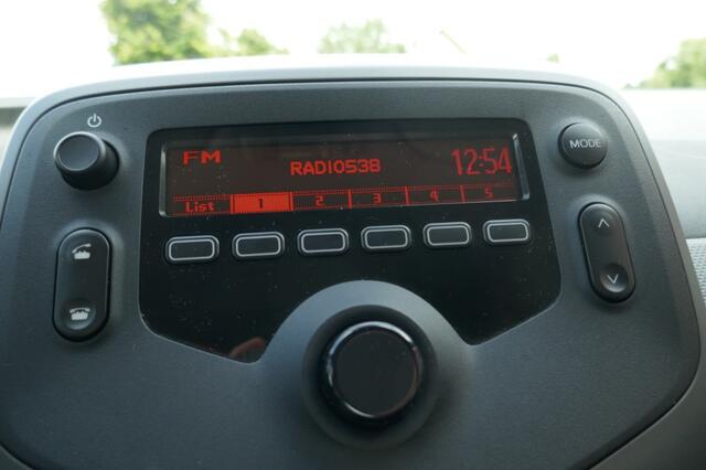 Peugeot 108 1.0 E-VTI ACTIVE BLEUTOOTH/LED/AIRCO/NL-AUTO