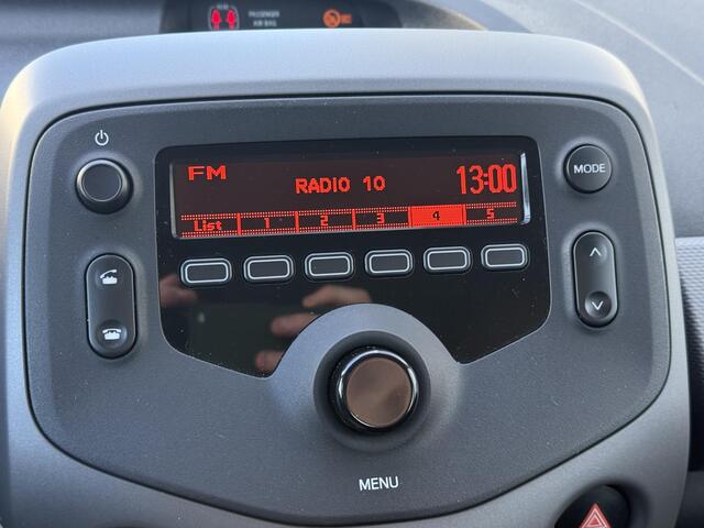 Peugeot 108 1.0 e-VTi Active **ALL SEASON BANDEN/ BLUETOOTH/ GARANTIE**