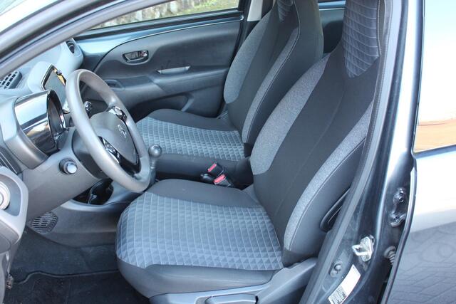 Peugeot 108 1.0 e-VTi Active DAB Camera Carplay audio pack techno1e eigenaar