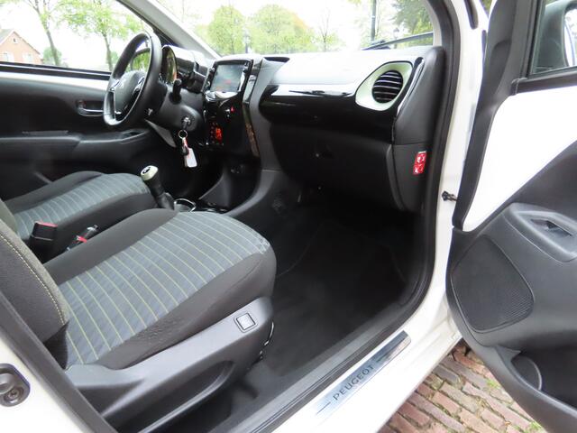 Peugeot 108 1.0 e-VTi Collection TOP! Elektrisch Vouwdak Cruisecontrol Stoelverwarming Ecc Xenon/Led Apple Carplay Lm Velgen***Apk t/m 21-10-2027***