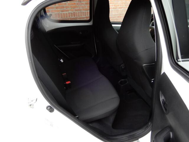 Peugeot 108 1.0 E-VTI ALLURE Automaat achteruitrij camera 23387KM