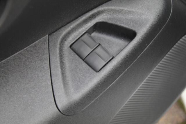 Peugeot 108 1.0 e-VTi Active//Airco//5Drs!!