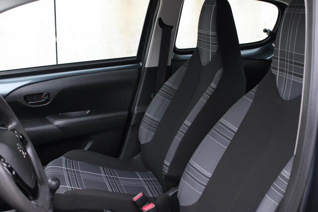 Peugeot 108 1.0 e-VTi Blue Lion / 5-DEURS / AIRCO / CENTRALE VERGRENDELING