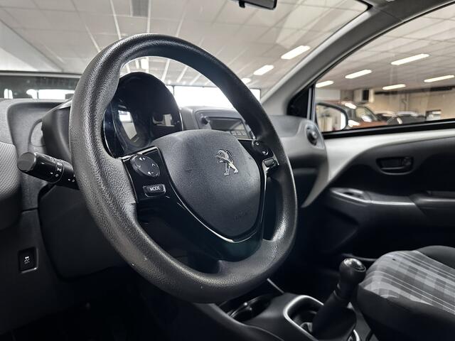 Peugeot 108 1.0 e-VTi Active /5-Drs /Airco /Elek. ramen voor /C.V. afstand /Bluetooth /AUX & USB /Isofix /LED Dagrijverl. /Mistlampen.
