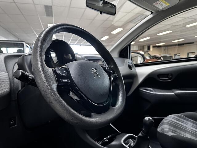 Peugeot 108 1.0 e-VTi Active/ /5-Drs! /Airco /Elek. ramen voor /C.V. afstand /Radio /Bluetooth /AUX & USB /Isofix /LED Dagrijverl. /Mistlampen.