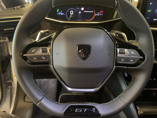 Peugeot 2008 1.2 PureTech 130 GT EAT8 PACK DRIVE ASSIST-CAMERA PAKKET- VERWARMDE VORSTOELEN-ADAPTIVE CRUISE CONTROLEN-