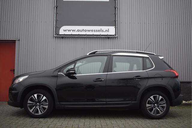 Peugeot 2008 1.2 PureTech Allure Panorama, Navi, Climate control, Cruise