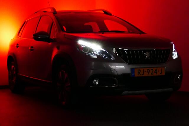 Peugeot 2008 1.2 110pk Allure 1-Eig. Panodak, Half Leer, Navi, Camera, Clima, Cruise, Haak 1250kg
