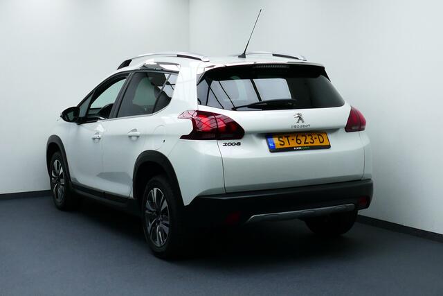 Peugeot 2008 1.2 110pk Allure. Panodak, Navi, Camera, Clima, Cruise, Half Leer, 16"LMV