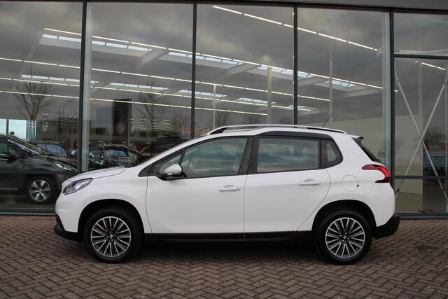 Peugeot 2008 1.2 PureTech 130pk Blue Lion Airco Navi Carplay 6-bak 95794km