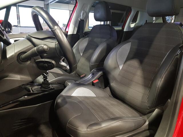 Peugeot 2008 1.2 110pk PT Allure Navi | Airco | Cruise | Trekhaak