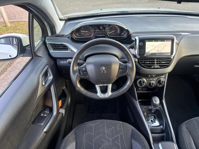 Peugeot 2008 1.2 Benzine Wit 2018 Automaat LED