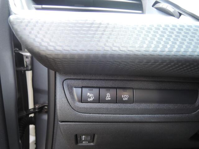 Peugeot 2008 1.2 PURET. BLUE LION