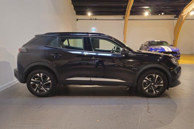 Peugeot 2008 1.2 PureTech Allure - Panoramadak - Stoelverwarming - Android Auto/Apple Carplay -Automaat