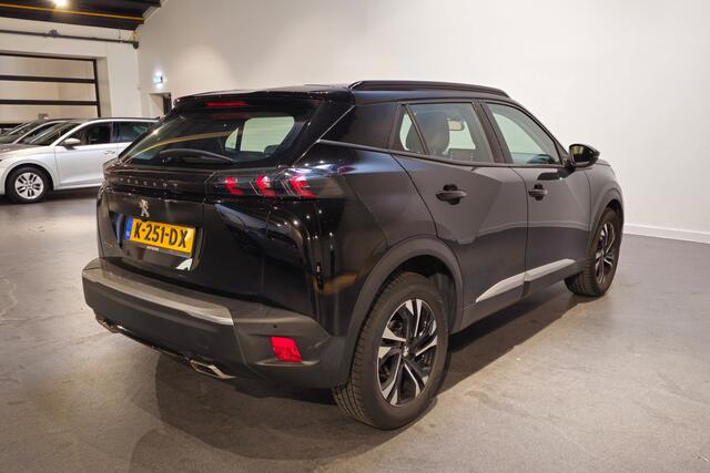 Peugeot 2008 1.2 PureTech Allure - Panoramadak - Stoelverwarming - Android Auto/Apple Carplay -Automaat