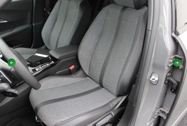 Peugeot 2008 1.2 PureTech 130 Allure Automaat/V+A Camera/ECC/Dodehoek sensor.