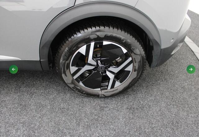 Peugeot 2008 1.2 PureTech 130 Allure Automaat/V+A Camera/ECC/Dodehoek sensor.