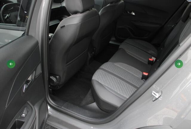 Peugeot 2008 1.2 PureTech 130 Allure Automaat/V+A Camera/ECC/Dodehoek sensor.