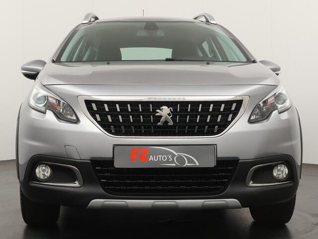 Peugeot 2008 1.2 110pk PureTech Allure | Apple Carplay & Android Auto | Parkeersensoren Achter | Cruise Control | Airco |