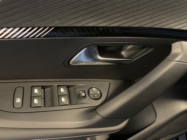 Peugeot 2008 1.2 PureTech 100 Allure Camera voor + achter-Voorstoelen verwarmd