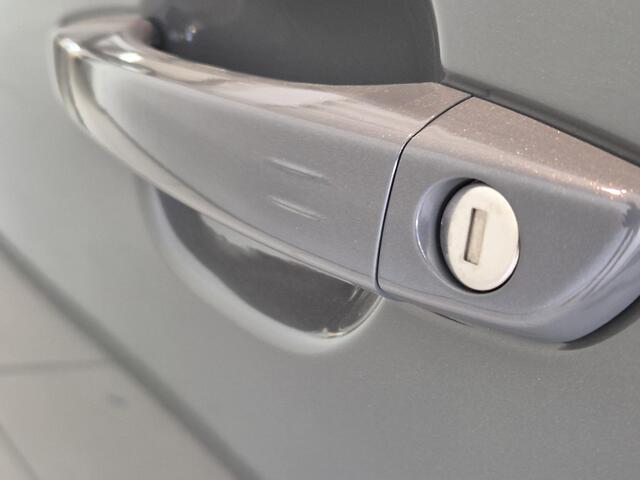 Peugeot 2008 1.2 Hybrid 136 Allure Automaat | Navigatie | Parkeersensoren Voor/Achter | Keyless Entry | Apple Carplay/Android Auto |