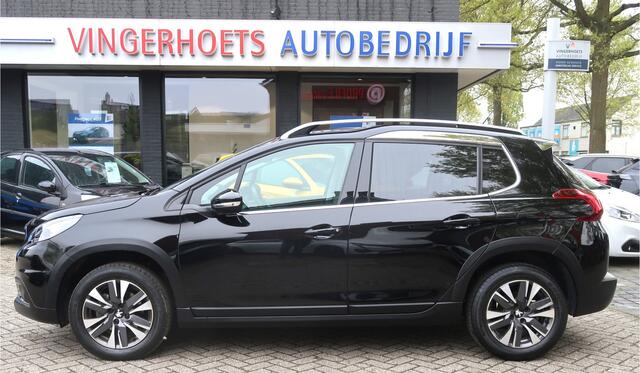 Peugeot 2008 130 Pk Benzine * Luxe Allure * Zwart * Navigatie * 1/2 Lederen Interieur * Achteruitrij Camera & Parkeer Sensoren * Climate & Cruise Control * Vingerhoets; Vierde Generatie Eersteklas Service !