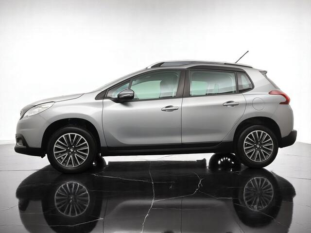 Peugeot 2008 1.2 PureTech Blue Lion - Navigatie - Panoramadak - Airco - Cruise control - 12 maanden garantie