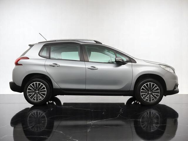 Peugeot 2008 1.2 PureTech Blue Lion - Navigatie - Panoramadak - Airco - Cruise control - 12 maanden garantie